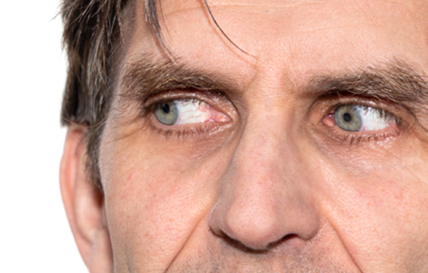 Rik Luijmes speelt in Wit Konijn Rood Konijn